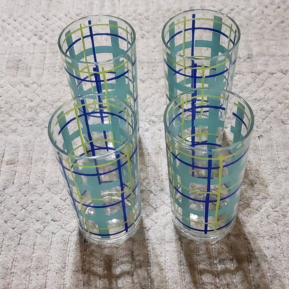 Vintage Set of Four Precidio Blue and Green Plaid Acrylic  Glass Tumblers - Picture 2 of 5